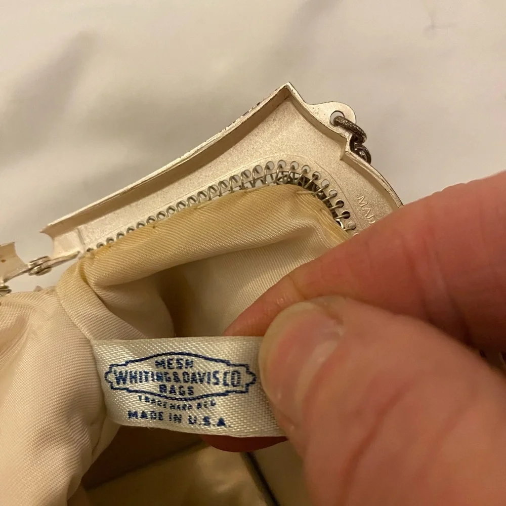 Whiting davis small sliver toned mess bag. Never used. - Picture 5 of 5